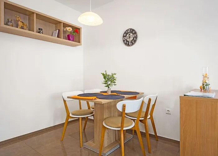 Tania Apartman